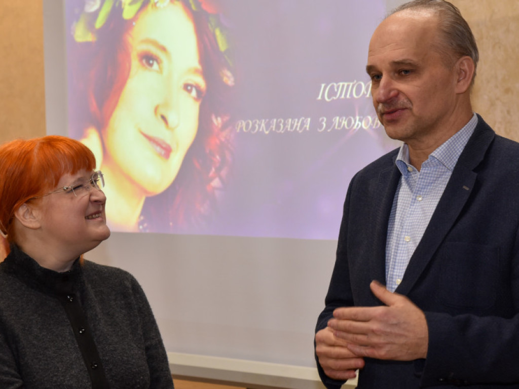 Історія, розказана з любов’ю: у Міжнародний день освіти студенти ПДМУ поспілкувалися з поетесою Марією Бойко