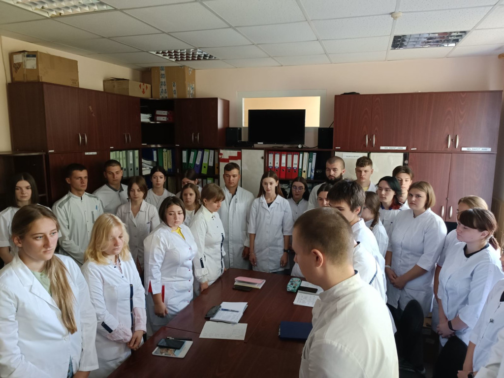 Перша виховна година у новому навчальному році